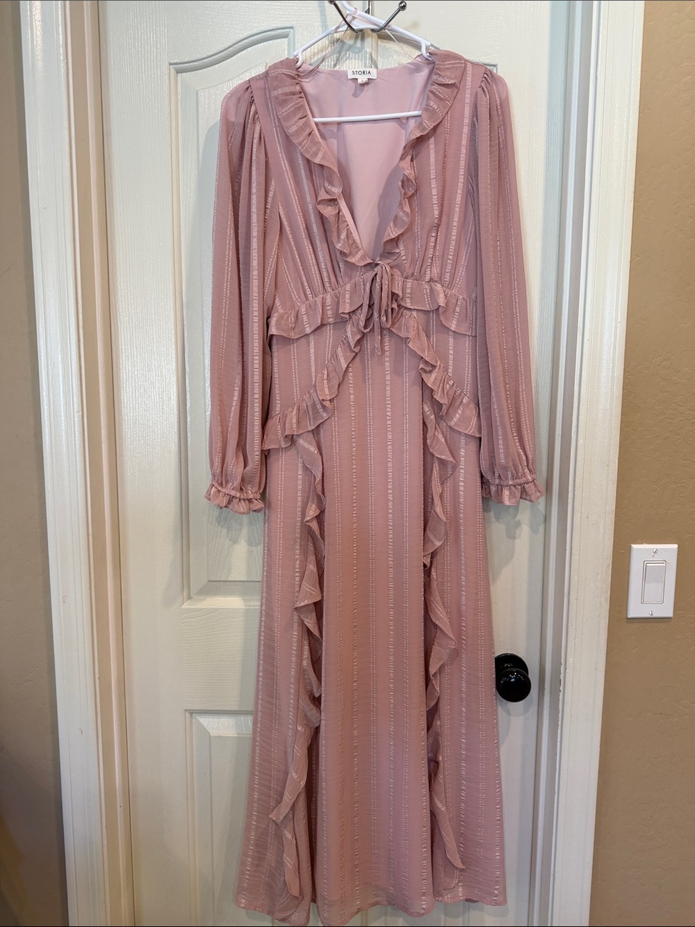 Storia Ruffle-Trim Maxi Dress in Dusty Pink